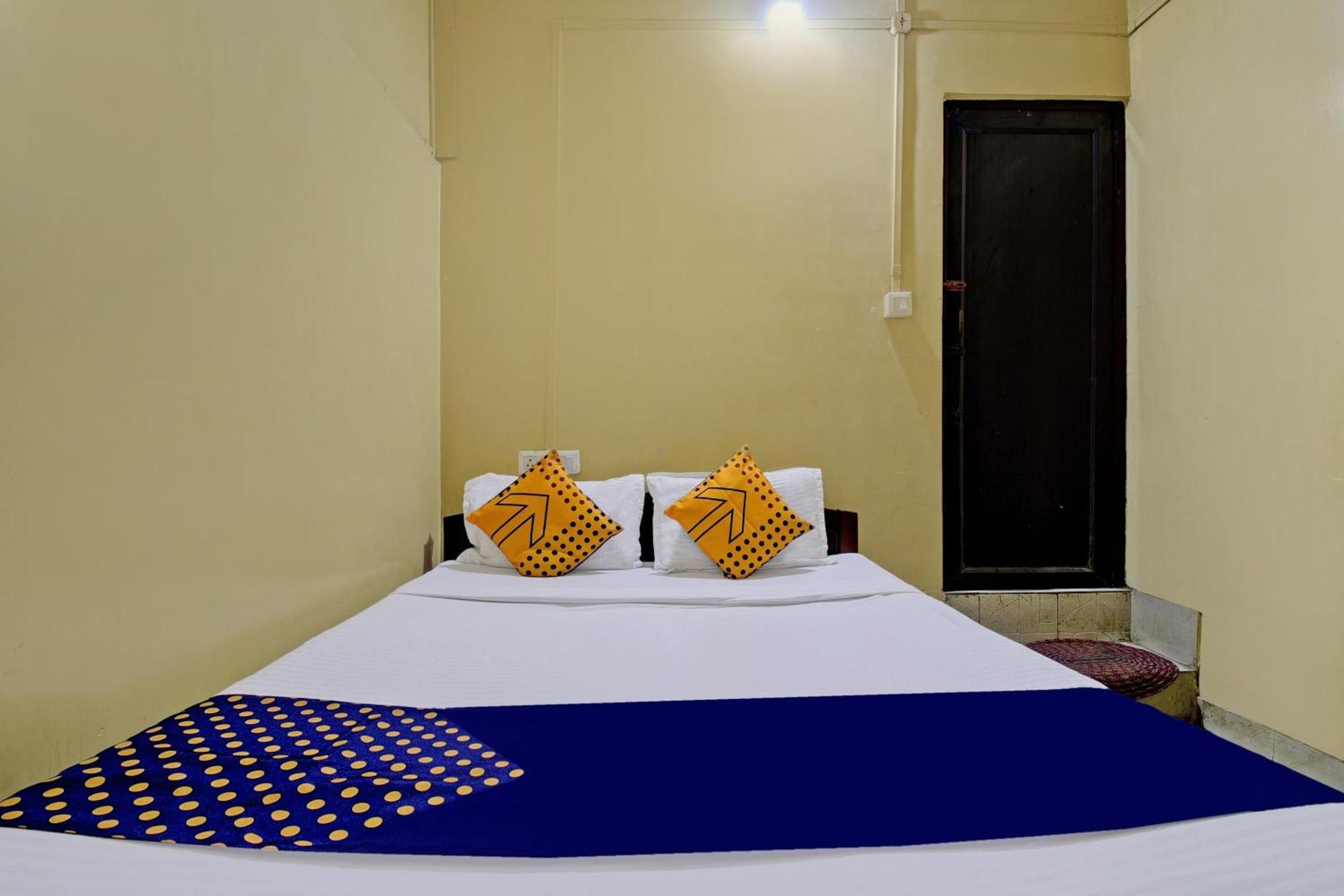 Oyo Flagship Thank You Lodge Nac Dispur Exteriér fotografie