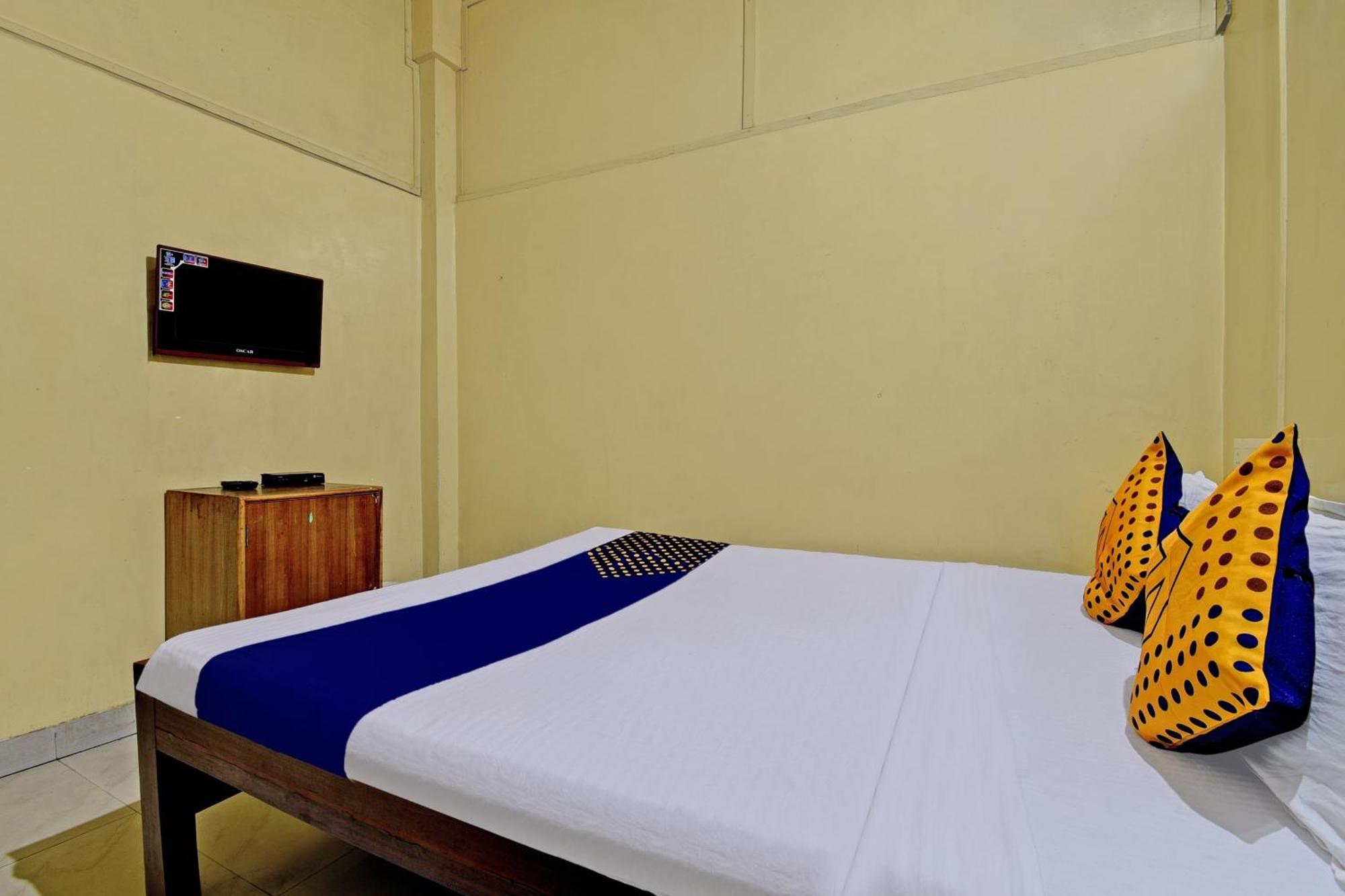 Oyo Flagship Thank You Lodge Nac Dispur Exteriér fotografie